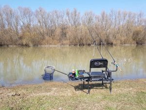 Pescuit la feeder pe Canalul Tataru