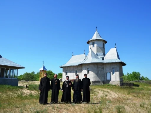 Mănăstirea Buna Vestire: O Bijuterie Ascunsă în Delta Dunării 3 Mănăstirea Buna Vestire: O Bijuterie Ascunsă în Delta Dunării