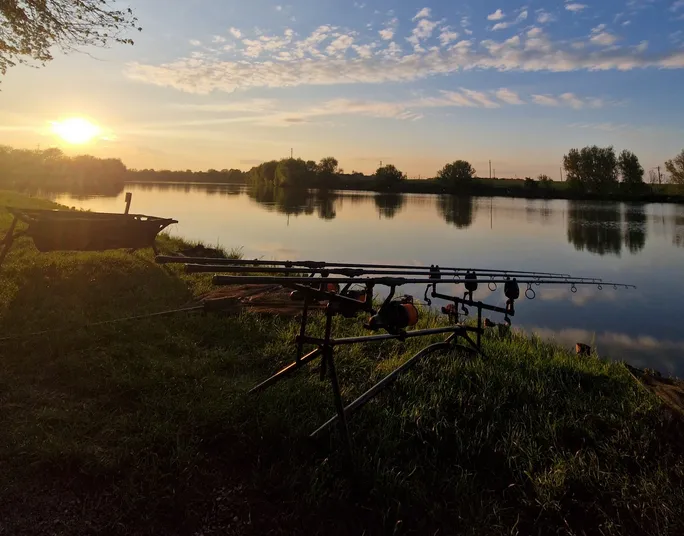 Balta Creața 3 – Pescuit Sportiv și Relaxare lângă București 4 Balta Creața 3 – Pescuit Sportiv și Relaxare lângă București